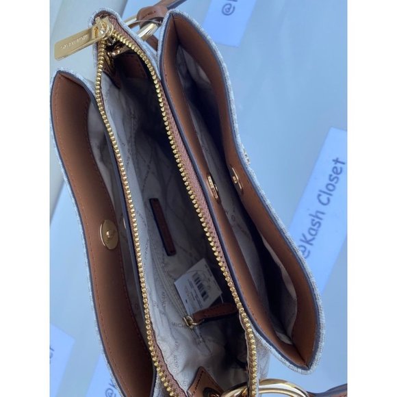 Michael Kors MK Nicole Large Triple Compartment Crossbody- Vanilla - Picture 8 of 9